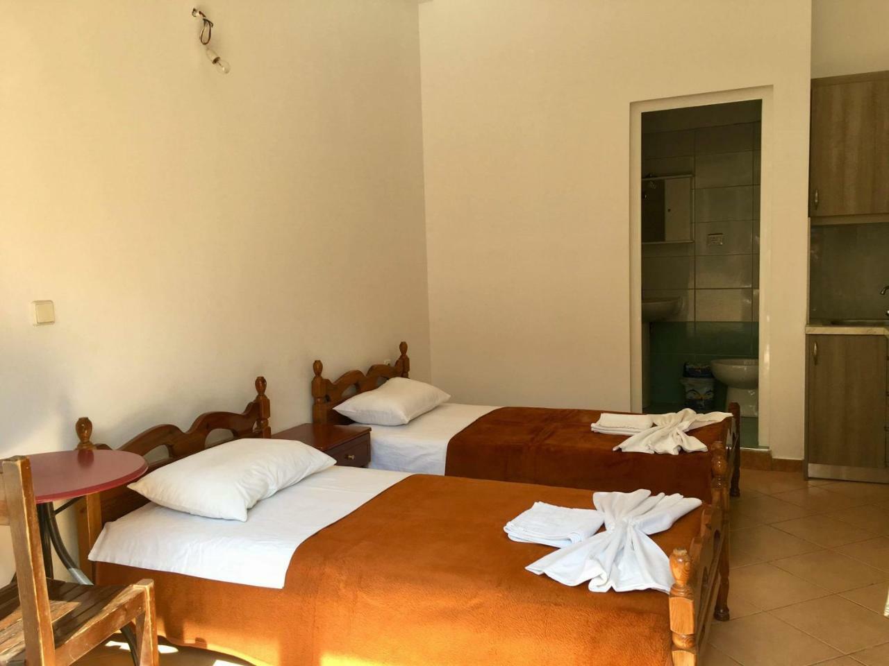 Elena Apartament Sarandë Eksteriør billede